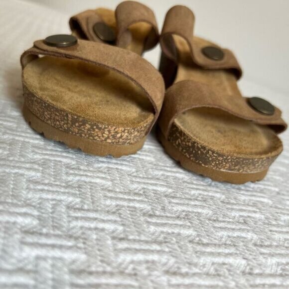 Brown Suede Women's Sandals - Picture 14 of 14